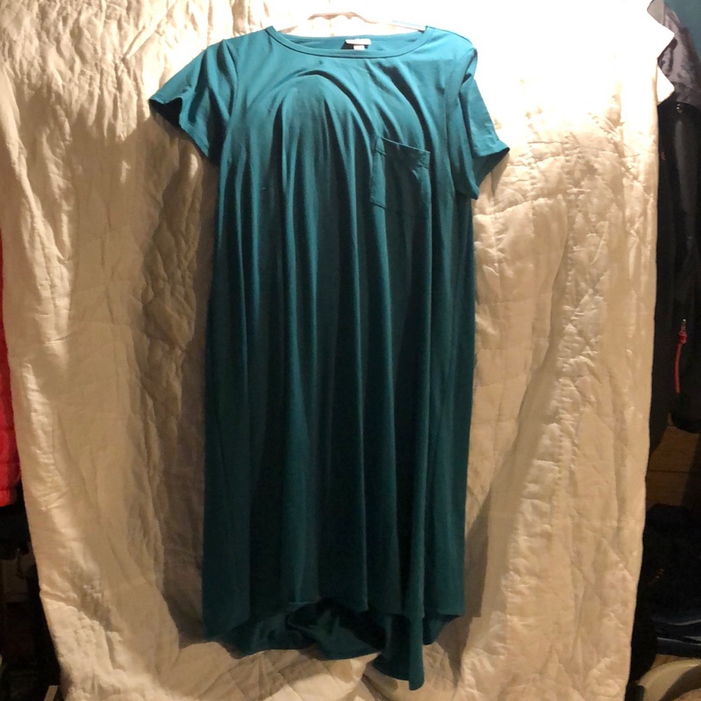 greenish blue XL Carly